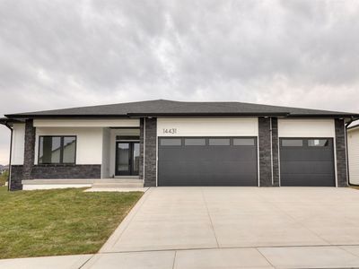 14431 Persimmon Dr, Urbandale, IA, 50323