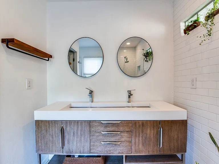 102 Wellesley Blvd — Photo 18