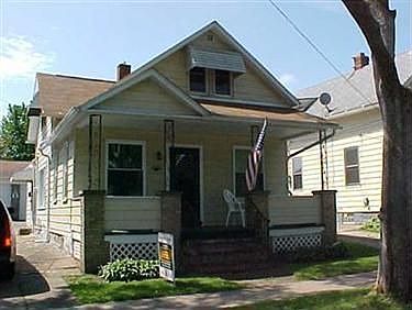 1st image of 3633 Hyde Ave