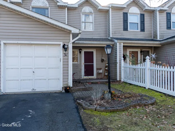 31 Cheryl Court, Troy, NY 12180