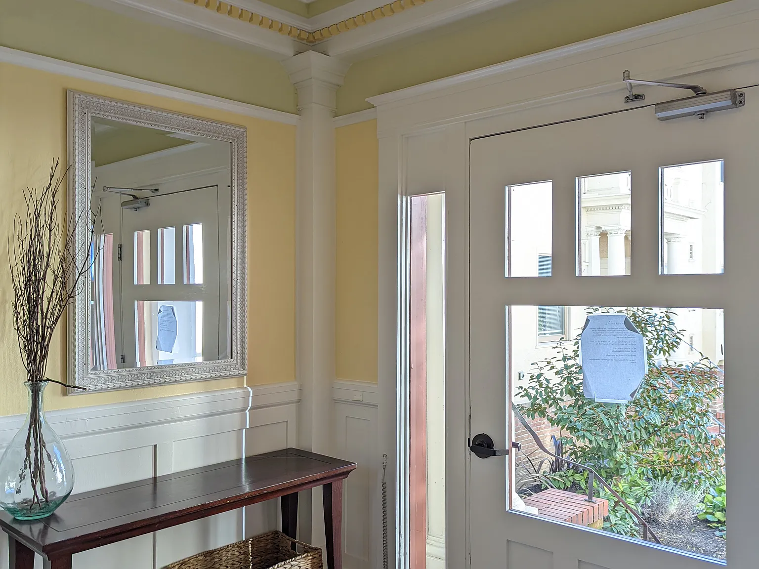 Hillegass Court Apartments — Photo 4