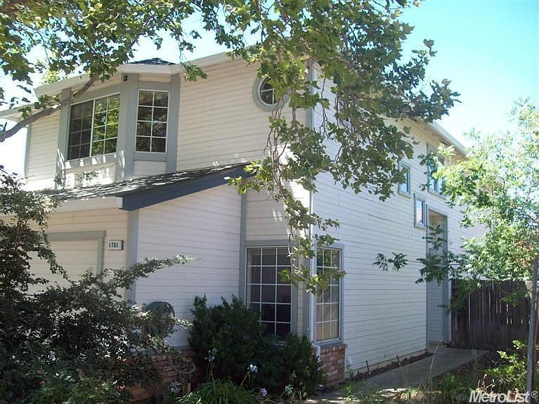 1st image of 1761 Richard Ct