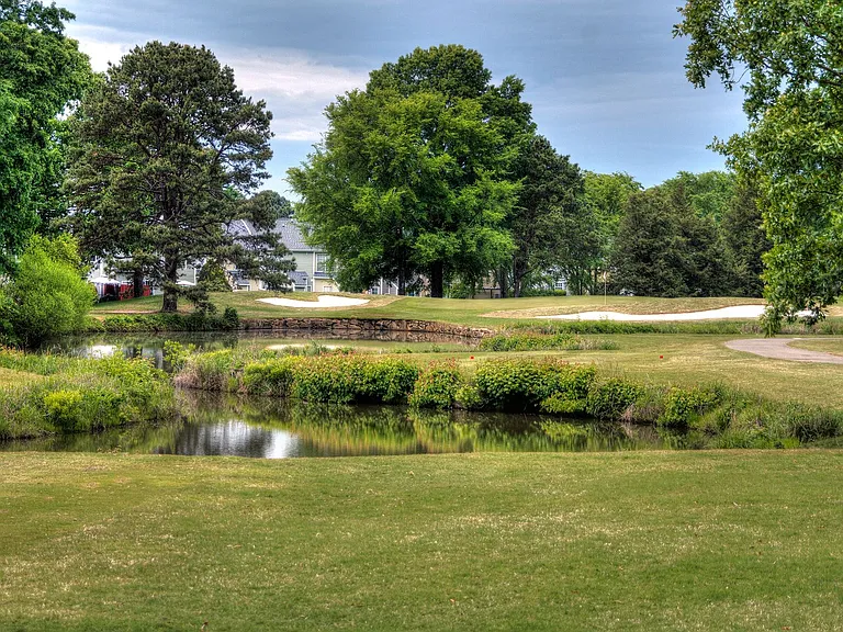 8268 Golf Ridge Dr — Photo 23