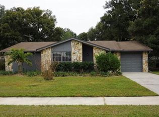 1912 Elise Marie Dr, Seffner, FL 33584