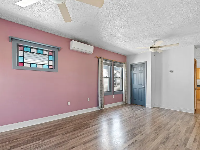 21 Cabot St #2 — Photo 2