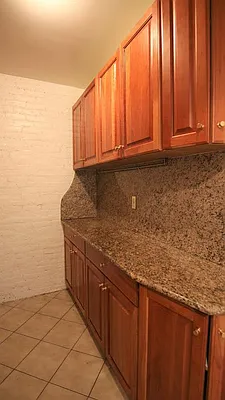 Rented by JK Dansar Corp | media 31