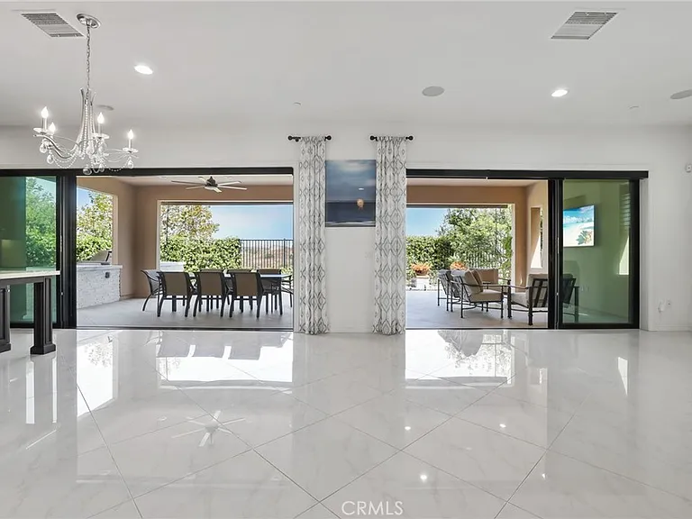 51 Heliotrope — Photo 3
