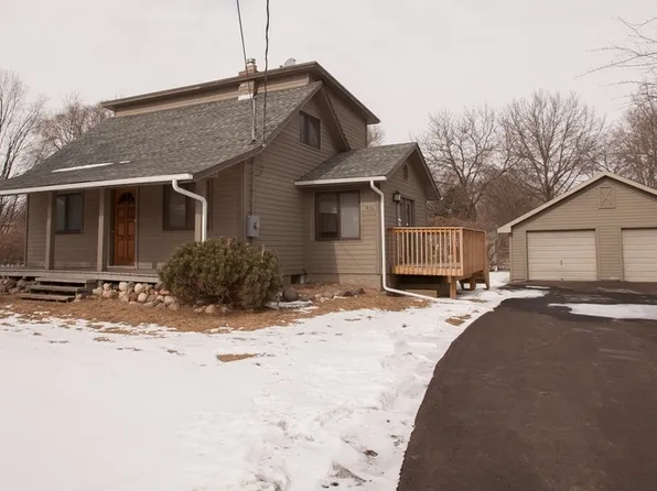 1436 Brookdale Dr N, Brooklyn Park, MN 55444