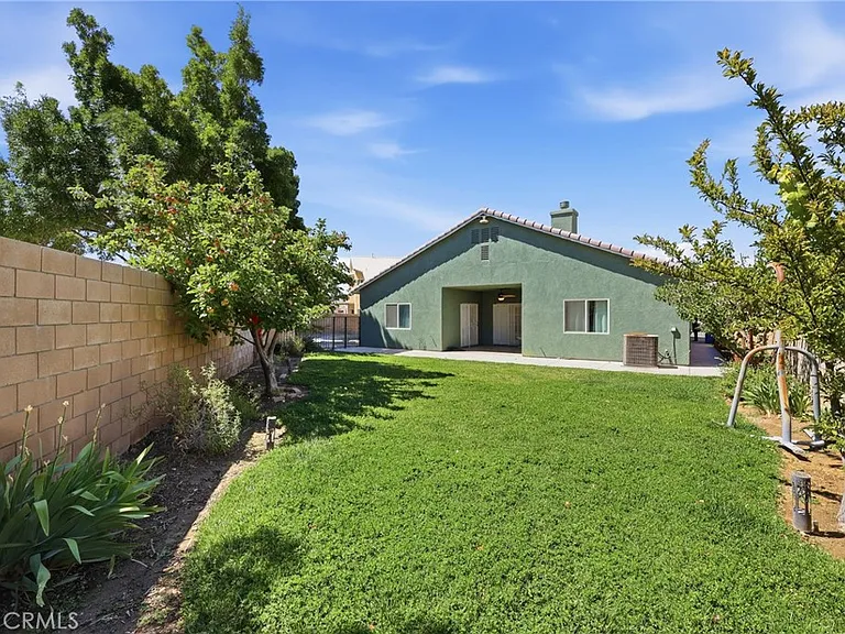 44154 Coral Dr — Photo 42