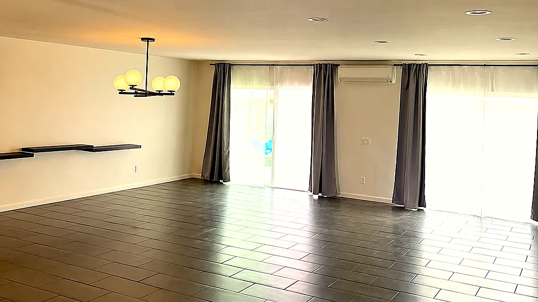3 bed, 2154 sqft, $4,695 — Photo 3