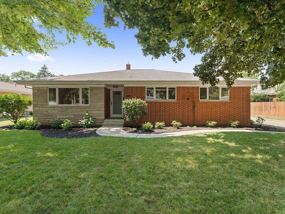 1st image of 1119 Clermont Dr