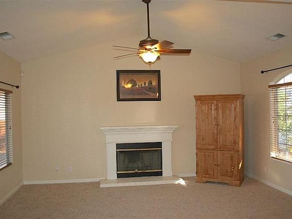 5th image of 2370 E Brandywine Ln