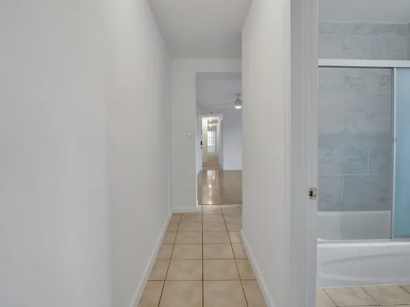 811 Montgomery Street image 14 of 17