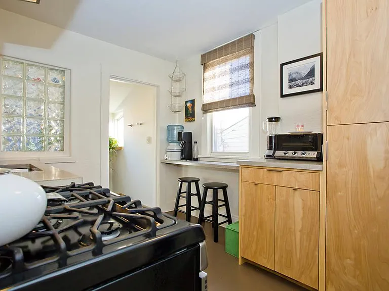 2441 W Dunkeld Pl — Photo 4