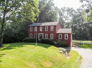 28 Freeman Rd, Chelmsford, MA 01824