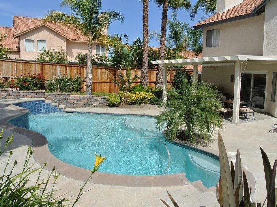 1st image of 41381 Lily Ave
