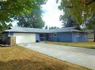 19900 SW Newcastle Dr, Beaverton, OR 97078