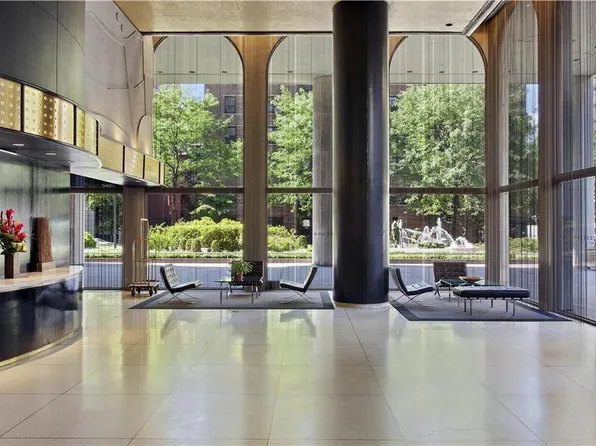 60 East 8th Street 16J image 17 of 18
