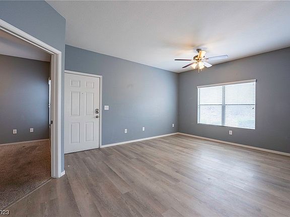 3rd image of 45 Maleena Mesa St APT 1518