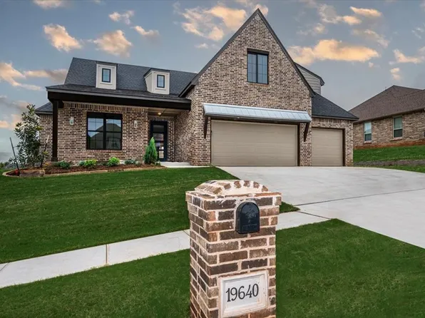 19640 Stratmore Way, Edmond, OK 73012