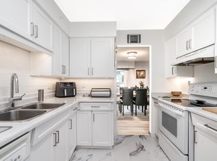 32040 Peardonville Rd #203, Abbotsford, BC V2T 6N8