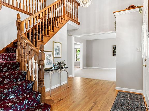 3rd image of 3523 Brookwood Cir