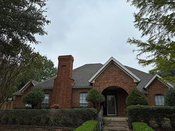 2nd image of 2113 Teakwood Trace St