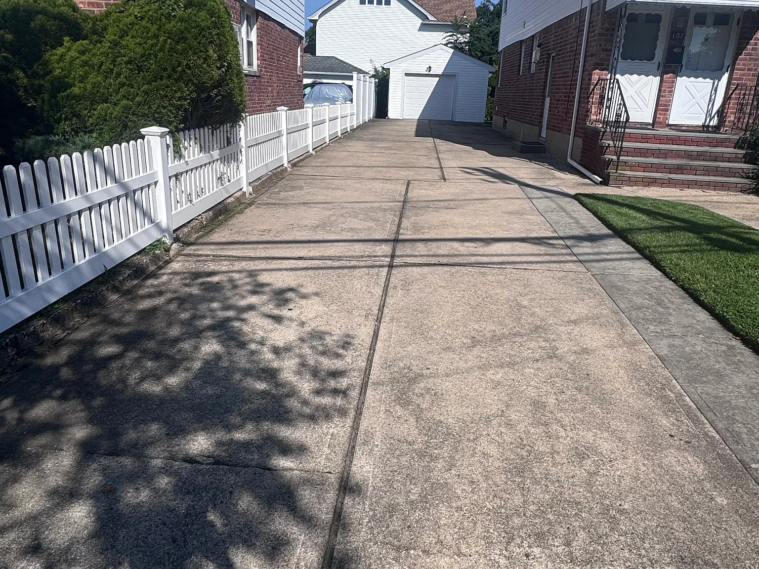 107 Union Ave — Photo 2