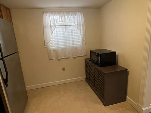 5th image of 2685 Sabal Springs Cir