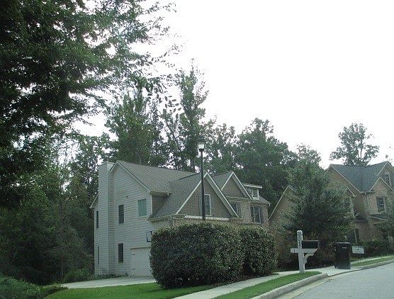 2nd image of 3065 Promenade Pl