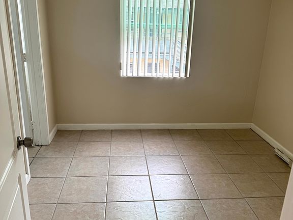 2nd image of 5248 Craner Ave #2