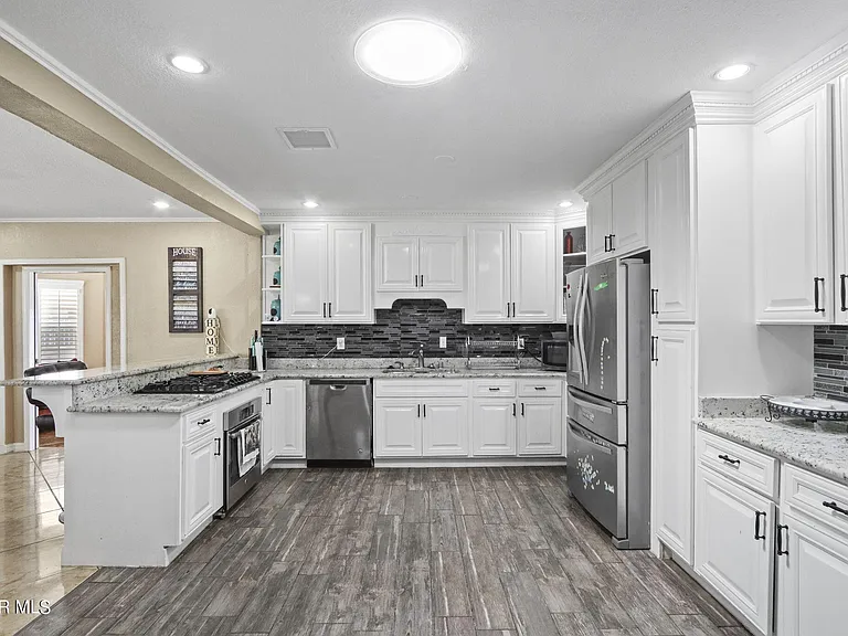 359 Mary Jeanne Ln — Photo 7