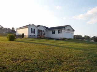 131 Jenny Dr, Madisonville, TN 37354