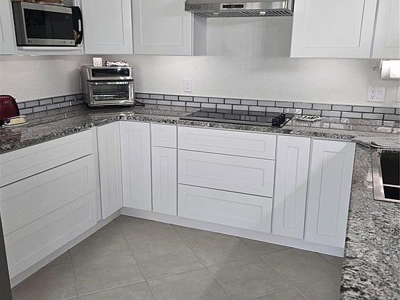 3rd image of 12711 SE 97th Terrace Rd #R