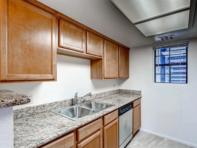 14972 Avenida Venusto #63 — Photo 4