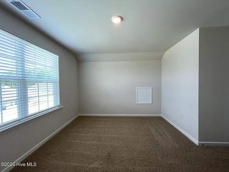 512 Ragapple Ln — Photo 33