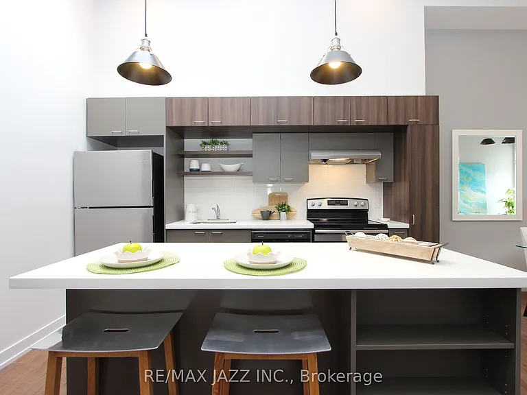 14 1/2 King St E #307 — Photo 5