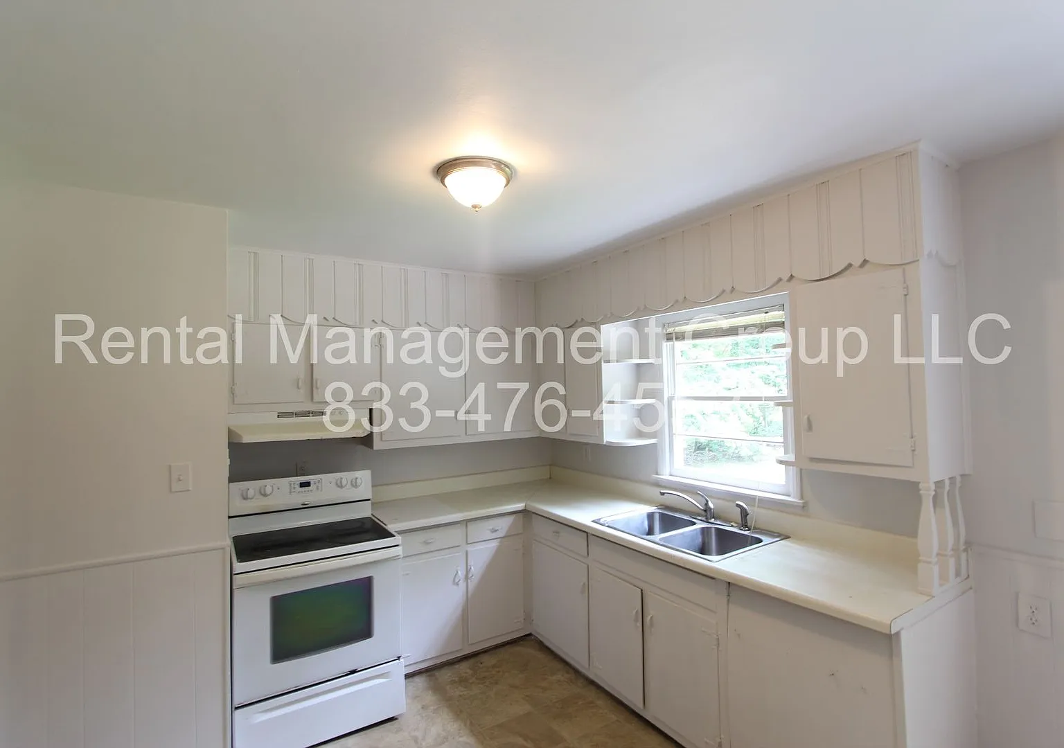 New On The Market!! Will not last long at this price. Better Hurry!! — Photo 4