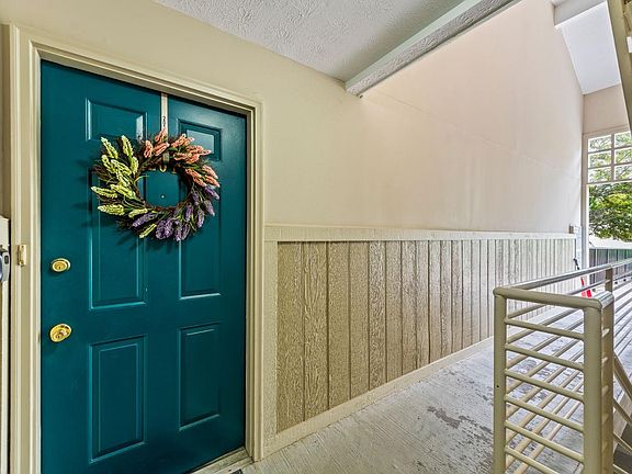 4th image of 9800 Regatta Dr Unit 201