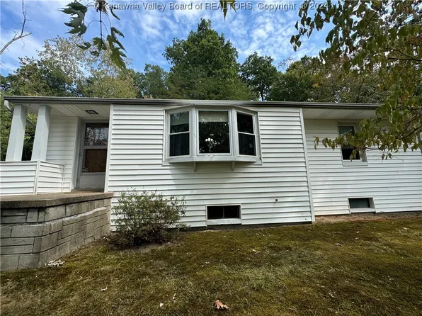 2606 Roselane Dr, Charleston, WV 25302