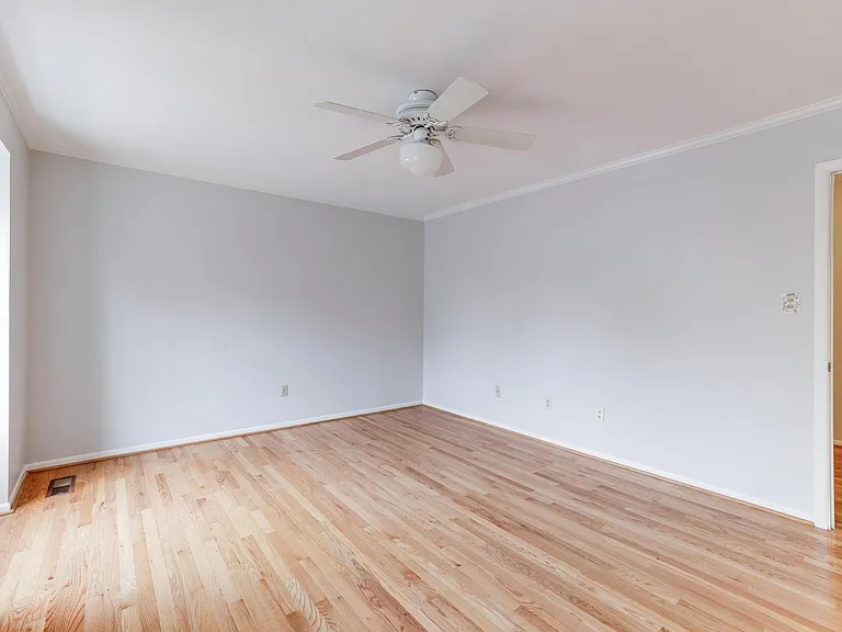 9823 Saint Cloud Ct — Photo 34