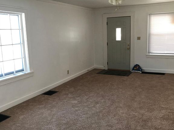 2nd image of 306 Marine Dr