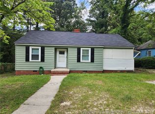 1913 Blake St, Fayetteville, NC 28301