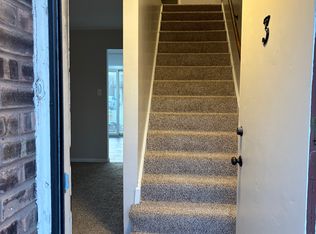 529 Hauert St APT 3, Peotone, IL 60468