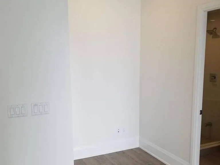 101 Erskine Ave #613 — Photo 6