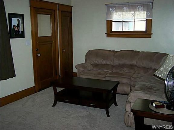 3rd image of 227 Stillwell Ave