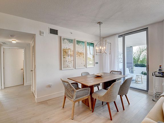 5th image of 111 SE 1st Ave #408