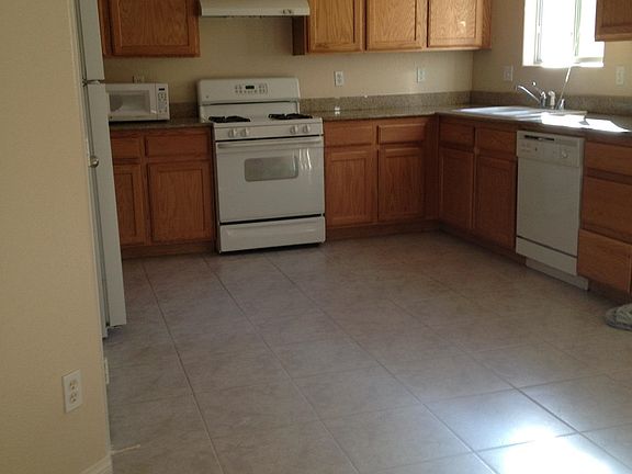 2nd image of 10399 Sweet Juliet St