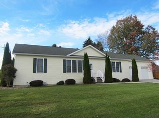 318 Malbranc Rd, Johnstown, PA 15905