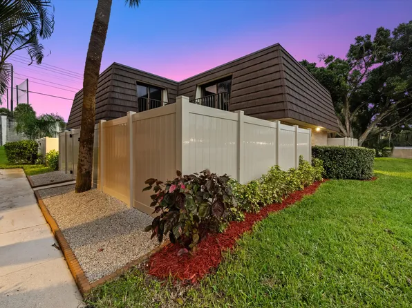 7311 73rd Way, West Palm Beach, FL 33407